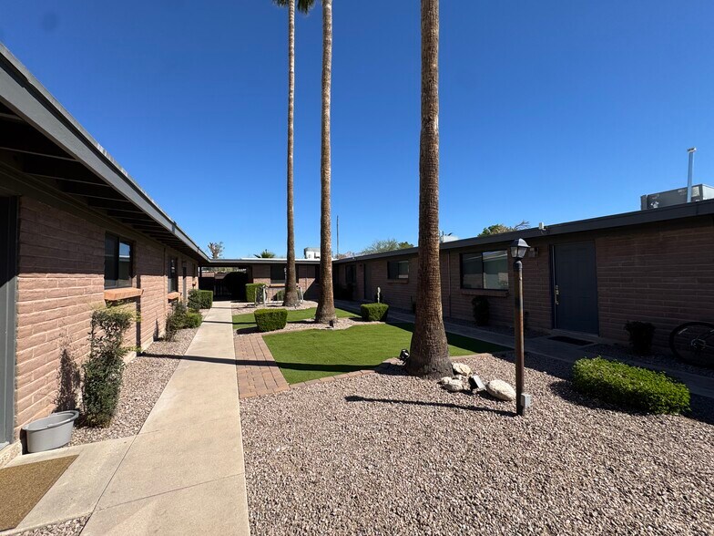 More Photos Of 1002 E Lester St, Tucson Apartments For Sale