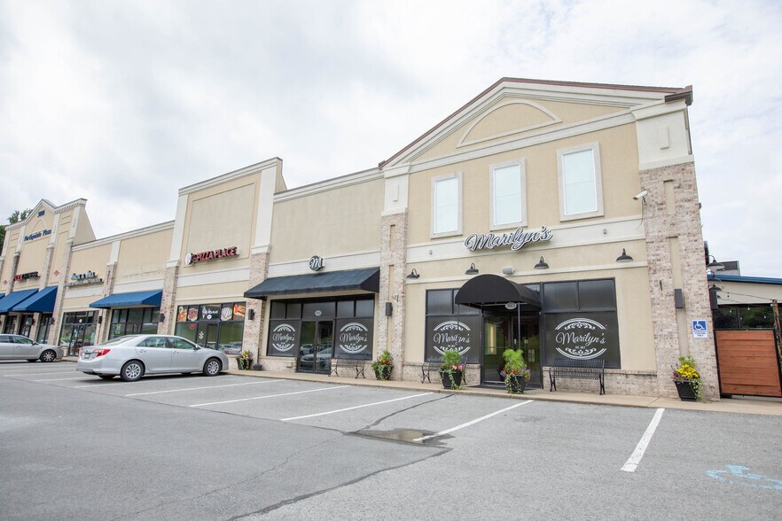 More Photos Of Northpointe Plz, Morgantown General Retail For Lease