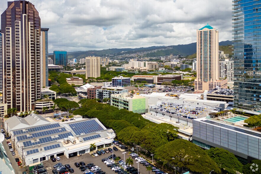 More Photos Of 770 Kapiolani Blvd, Honolulu Office For Lease