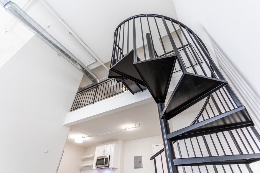 More Photos Of 57 Cannon St, Poughkeepsie Apartments For Lease