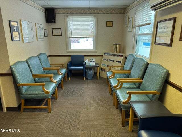 More Photos Of 129 Laurel Dr, Hastings Medical For Sale