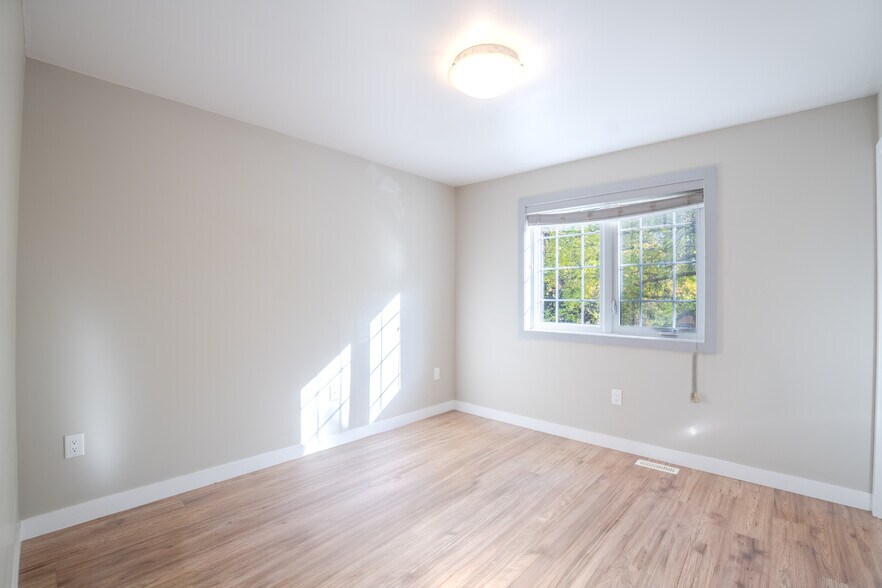 More Photos Of 10204-10210 113 Ave NW, Edmonton Apartments For Sale