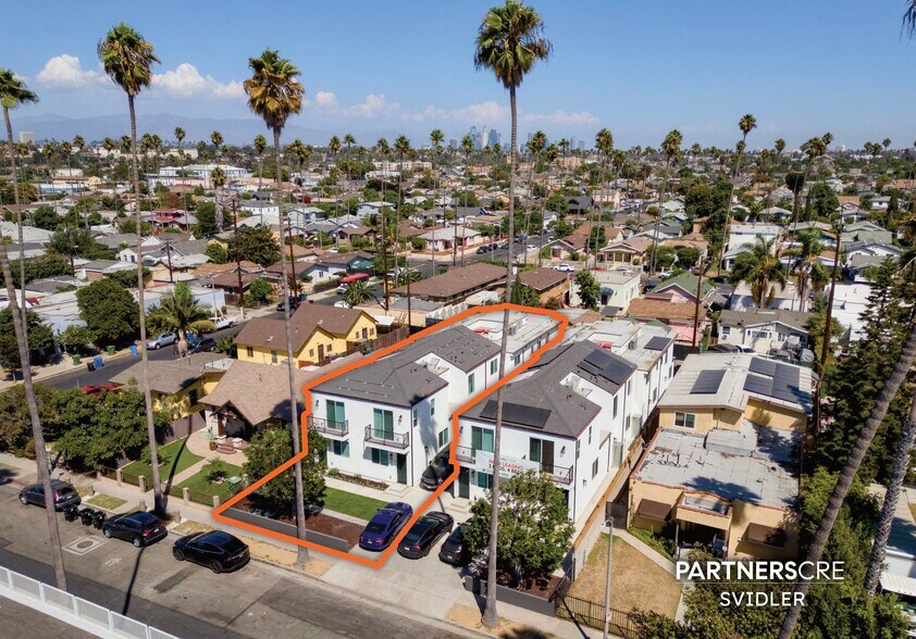 Primary Photo Of 3608 10th Avenue, Los Angeles Apartments For Sale