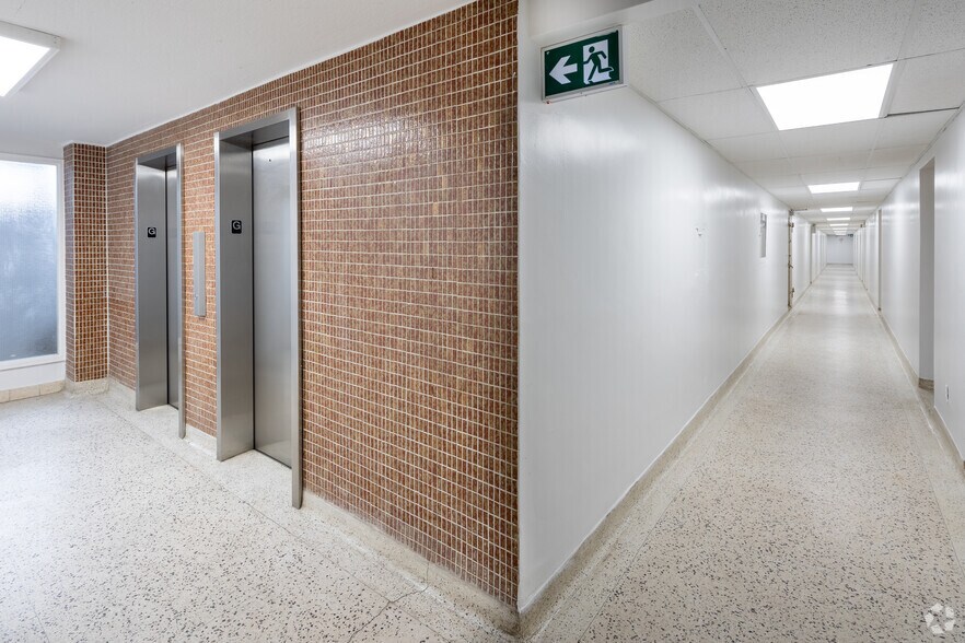 More Photos Of 143 Main St S, Brampton Apartments For Sale