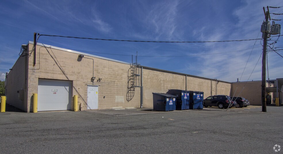 More Photos Of 2885-3017 Cranberry Hwy, East Wareham Unknown For Lease