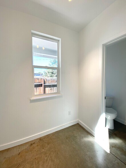 More Photos Of 446 Roberts St, Reno Multifamily For Sale