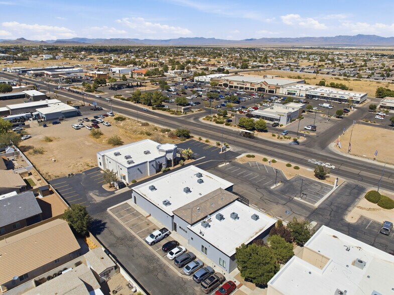 More Photos Of 3939 N Stockton Hill Rd, Kingman Office For Lease