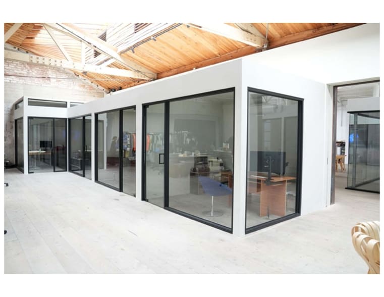 More Photos Of 642 Almont Dr, Los Angeles Showroom For Lease
