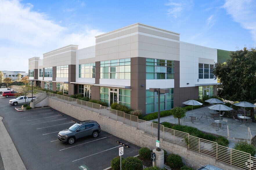More Photos Of 3163-3179 Independence Dr, Livermore Research And Development For Lease