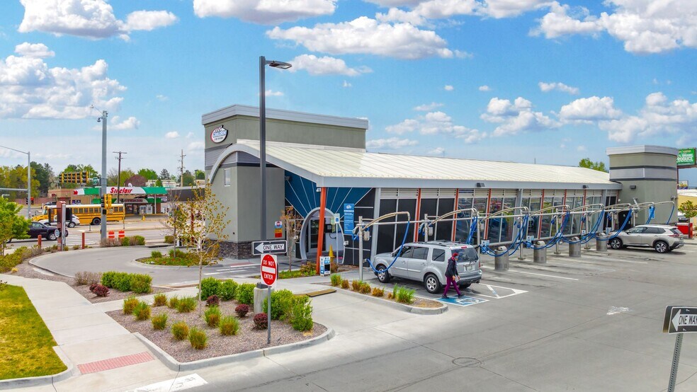 Primary Photo Of 4301 S Parker Rd, Aurora Specialty For Sale