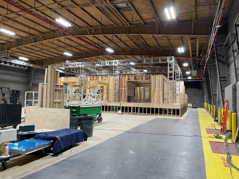 More Photos Of 4865 Arthur Kill Rd, Staten Island Warehouse For Sale