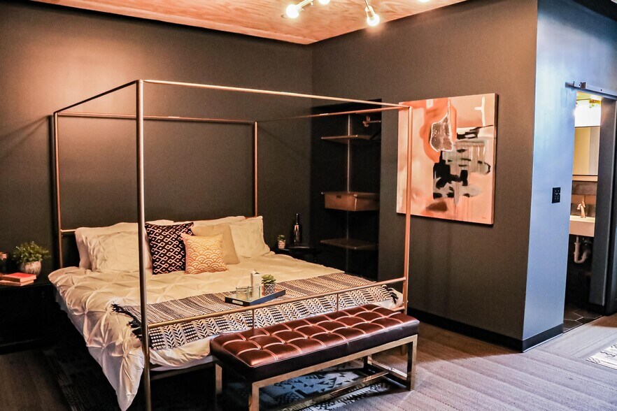 More Photos Of 1131 Central Ave, Middletown Loft Creative Space For Sale