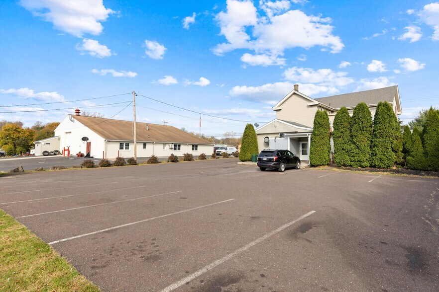 More Photos Of 245 Durham Rd, Ottsville Restaurant For Sale