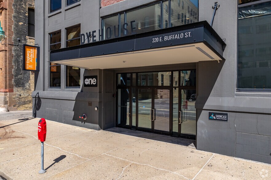 More Photos Of 320 E Buffalo St, Milwaukee Office For Lease