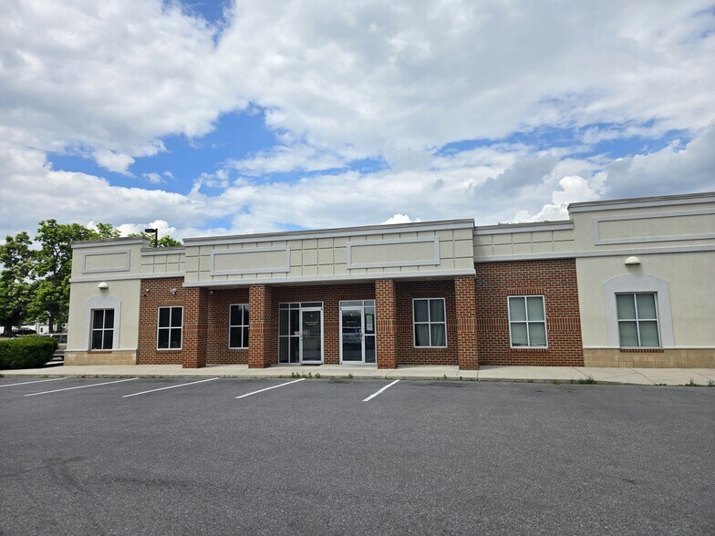 More Photos Of 176 Health Care Ln, Martinsburg Office For Sale
