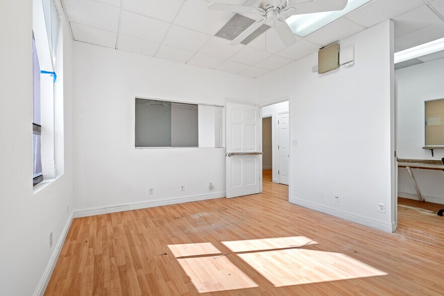 More Photos Of 3003 S Congress Ave, Lake Worth Medical For Sale