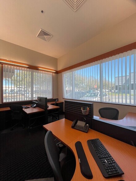 More Photos Of 7362 Futures Dr, Orlando Light Distribution For Lease