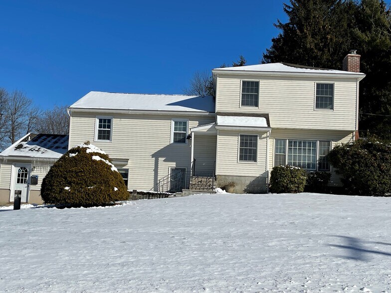 More Photos Of 2 Mountain View Ave, Long Valley Medical For Lease