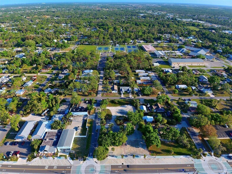 More Photos Of 348 W Dearborn St, Englewood Land For Sale