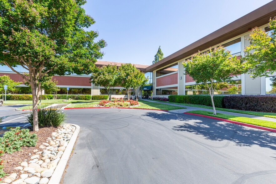 More Photos Of 7601 Hospital Dr, Sacramento Medical For Sale