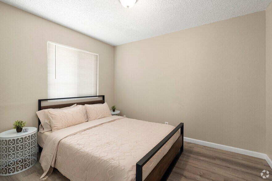 More Photos Of 82451 John Nobles Ave, Indio Apartments For Sale