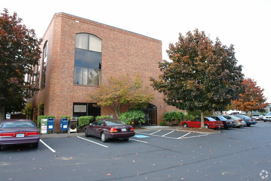 More Photos Of 9955 SE Washington, Portland Office For Lease