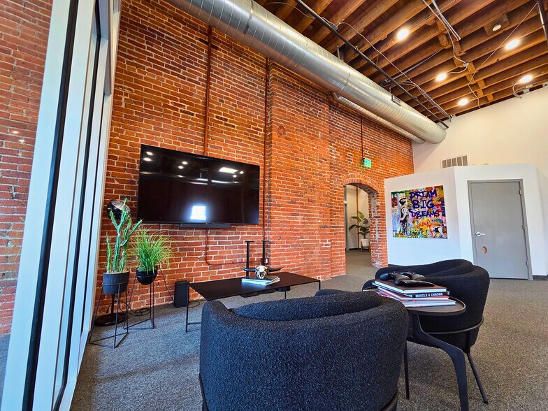 More Photos Of 1660 17th St, Denver Office Residential For Sale