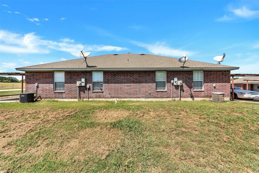 More Photos Of 175 Private Road 3459, Paradise Apartments For Sale