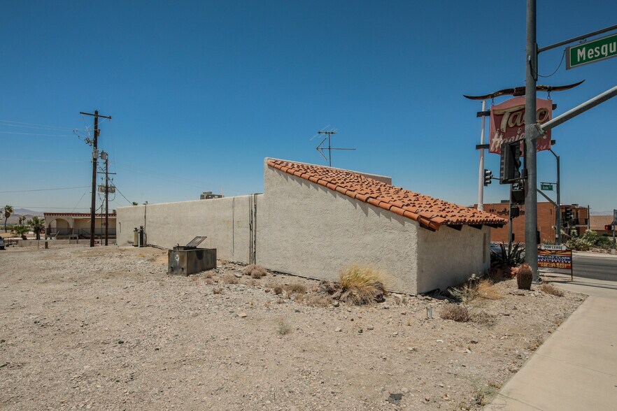 More Photos Of 2200 Mesquite Ave, Lake Havasu City Restaurant For Lease