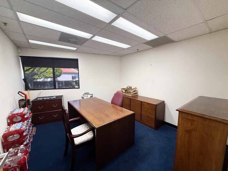 More Photos Of 2596 Mission St, San Marino Office For Lease