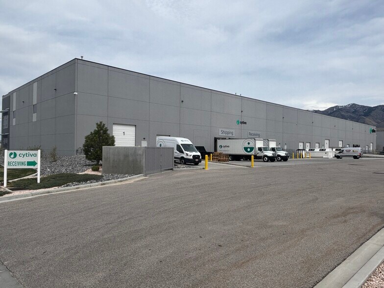 More Photos Of 350 West 3139 North, Hyde Park Industrial For Lease