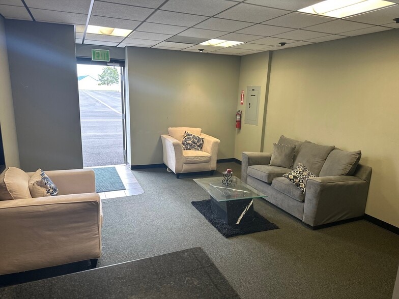 More Photos Of 2898 Montecito Rd, Ramona Airplane Hangar For Sale