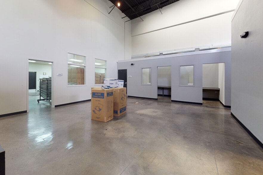 More Photos Of 6790 New Tampa Hwy, Lakeland Unknown For Lease