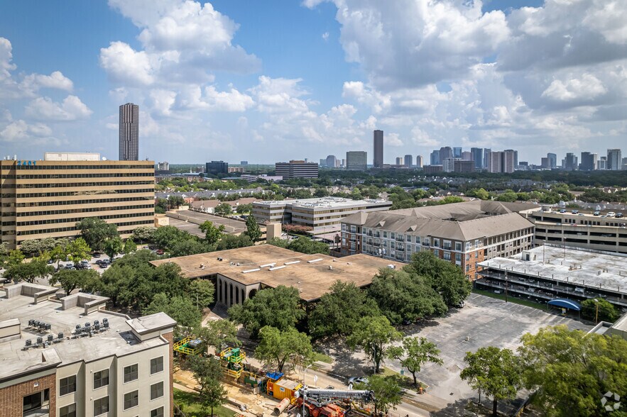 More Photos Of 2411 Fountain View Dr, Houston Office For Lease