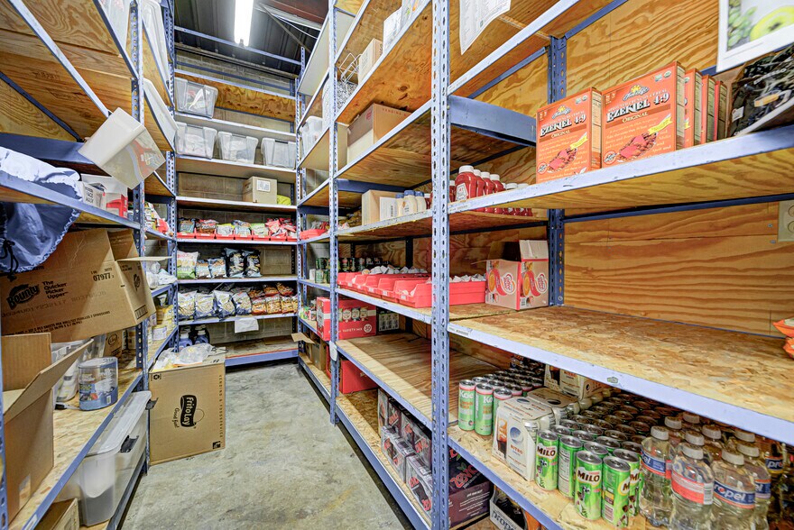 More Photos Of 241 S State Ave, Indianapolis Warehouse For Sale