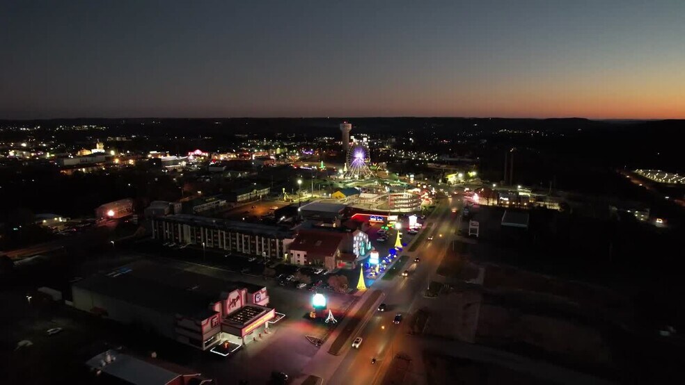 Primary Photo Of 3608 W 76 Country Blvd, Branson Amusement Park For Sale