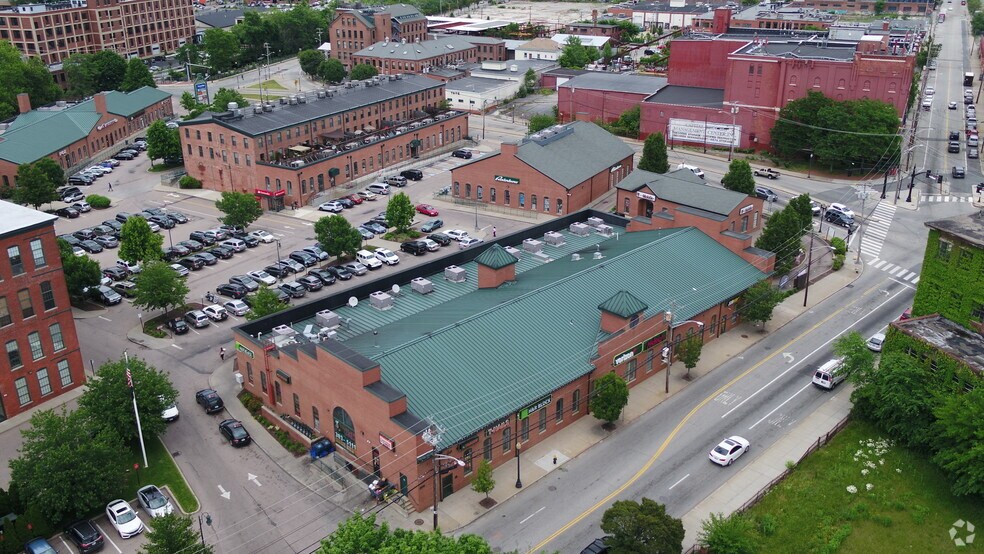 More Photos Of 325 Valley St, Providence Unknown For Lease