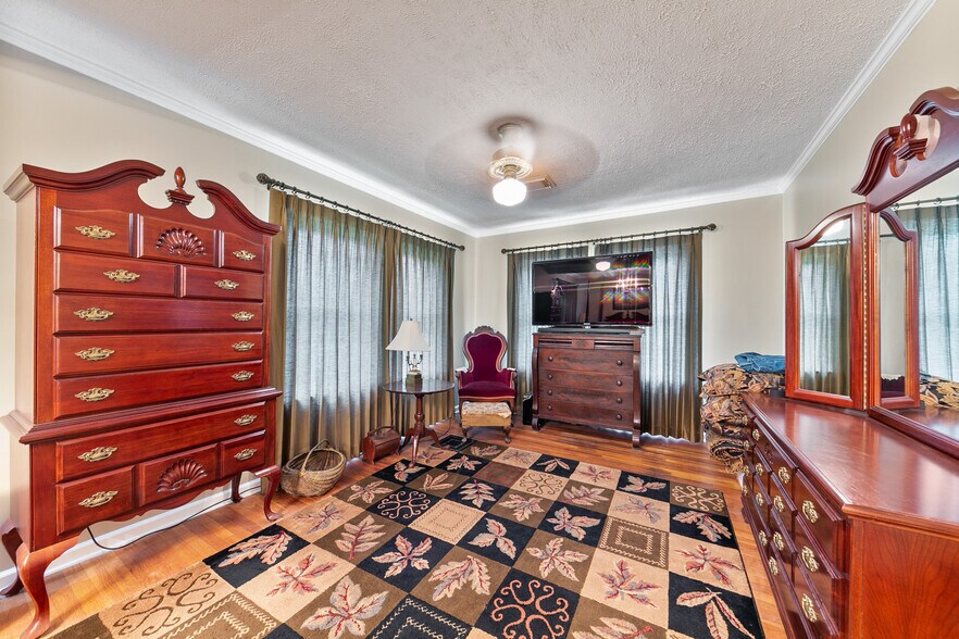 More Photos Of 2222 N Main St, Highlands Land For Sale