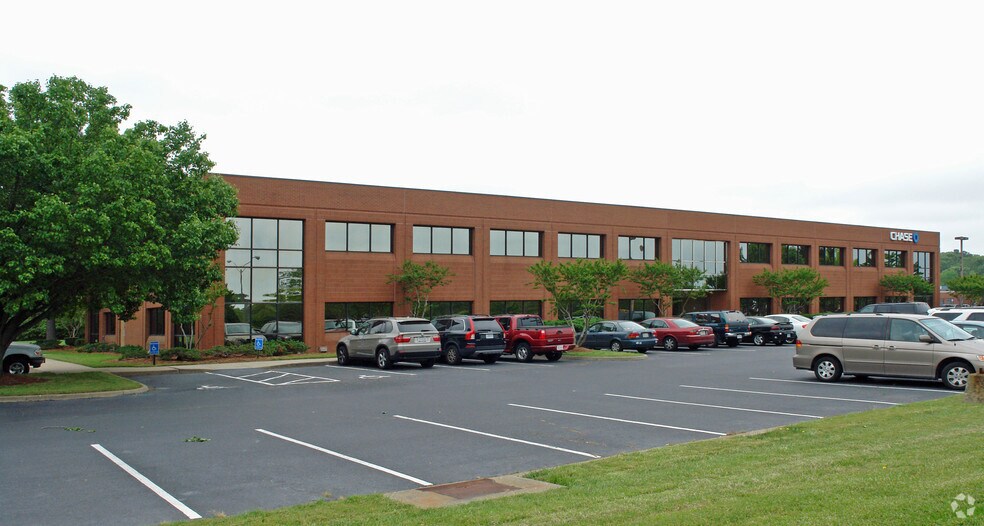 More Photos Of 596 Lynnhaven Pky, Virginia Beach Office For Lease