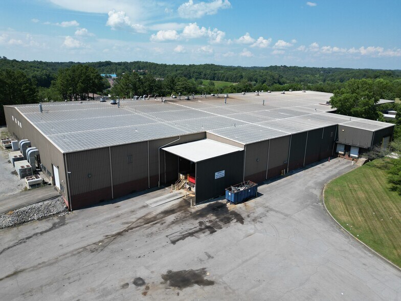 More Photos Of 128 River Bend Dr, Sevierville Manufacturing For Lease