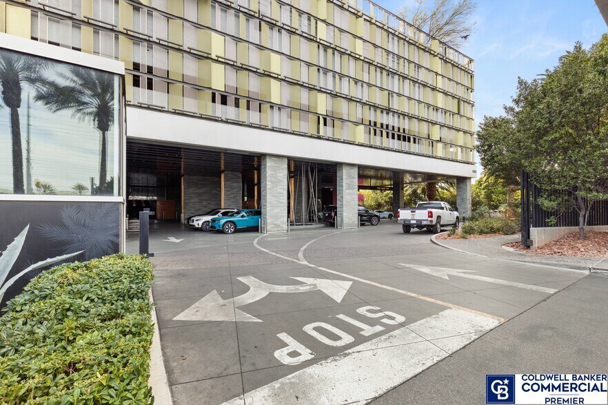 More Photos Of 4381 W Flamingo Rd, Las Vegas Hotel For Lease