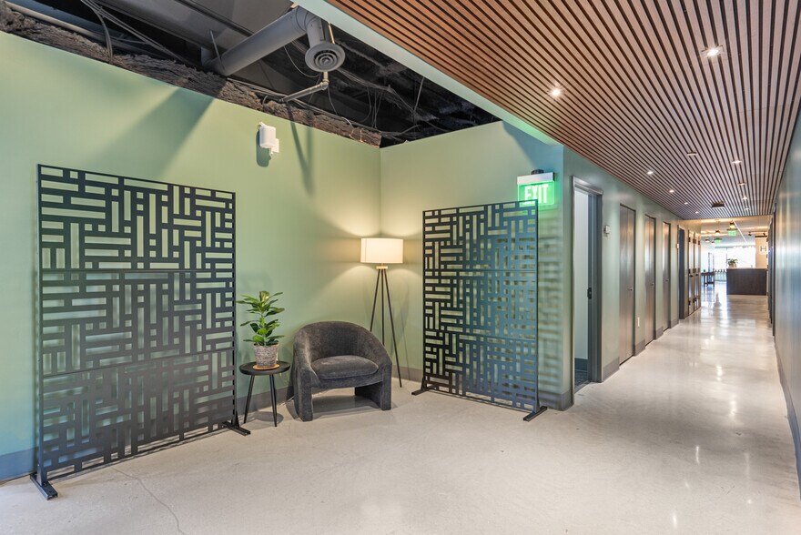 More Photos Of 200 W Towsontown Blvd, Towson Coworking Space