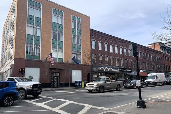 More Photos Of 100 Main St, Brattleboro Office For Sale