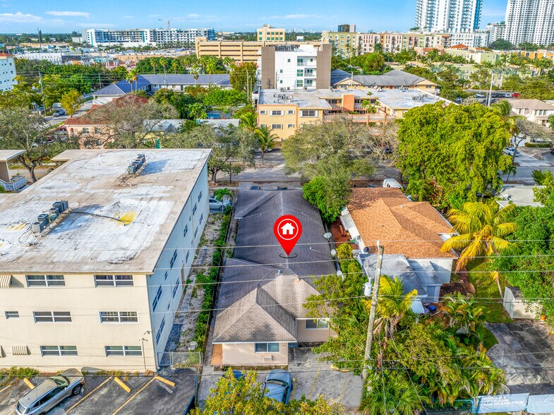 More Photos Of 1942 Monroe St, Hollywood Apartments For Sale