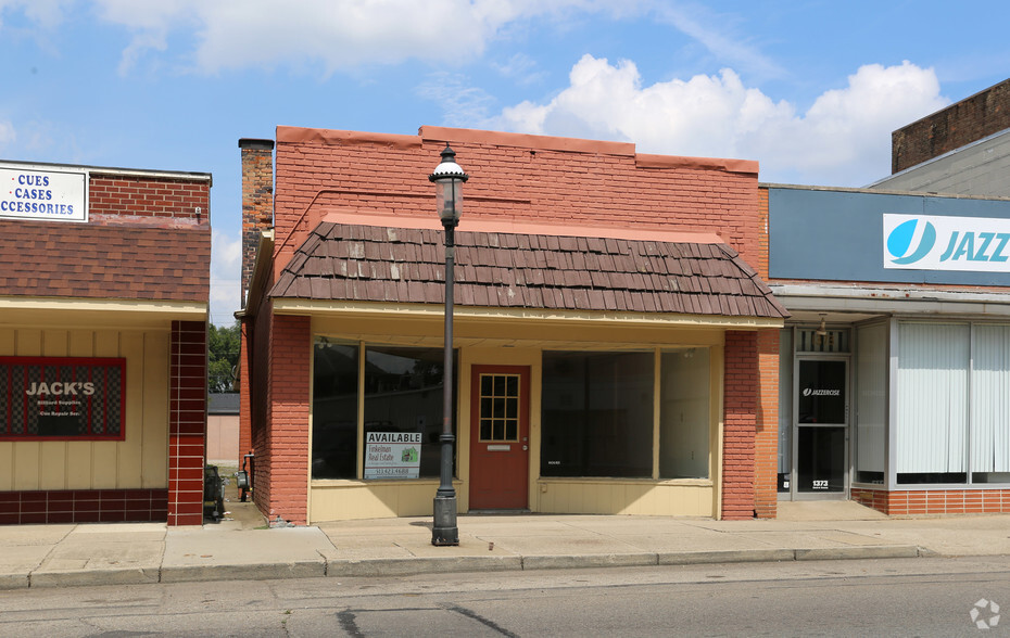 Primary Photo Of 1371 Central Ave, Middletown Storefront For Lease