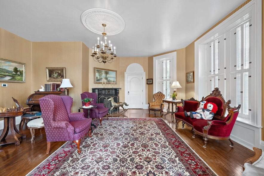 More Photos Of 403 E Adams St, Sandusky Hospitality For Sale