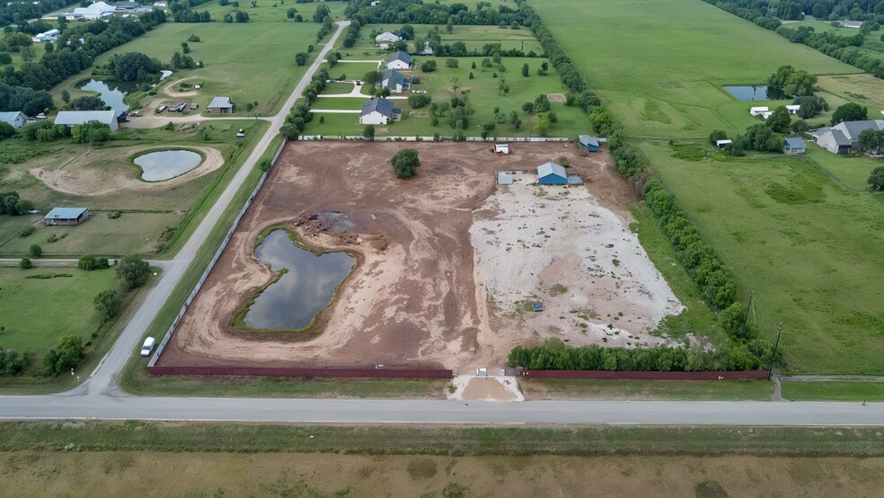 More Photos Of 18745 Blinka rd, Waller Land For Lease