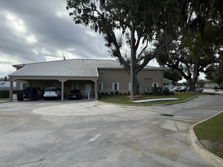 More Photos Of 2502 N Frontage Rd, Plant City Warehouse For Lease
