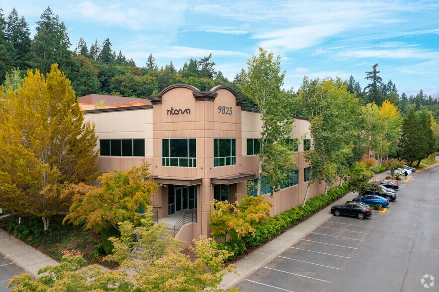 More Photos Of 9825 Willows Rd NE, Redmond Flex For Lease