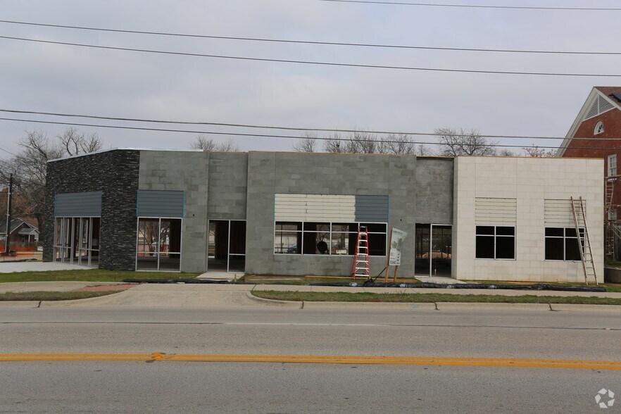 More Photos Of 1409 E McKinney St, Denton Office Residential For Sale